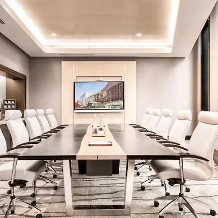 Hanza Tower White 24 & Pool شقة شتشيتسين